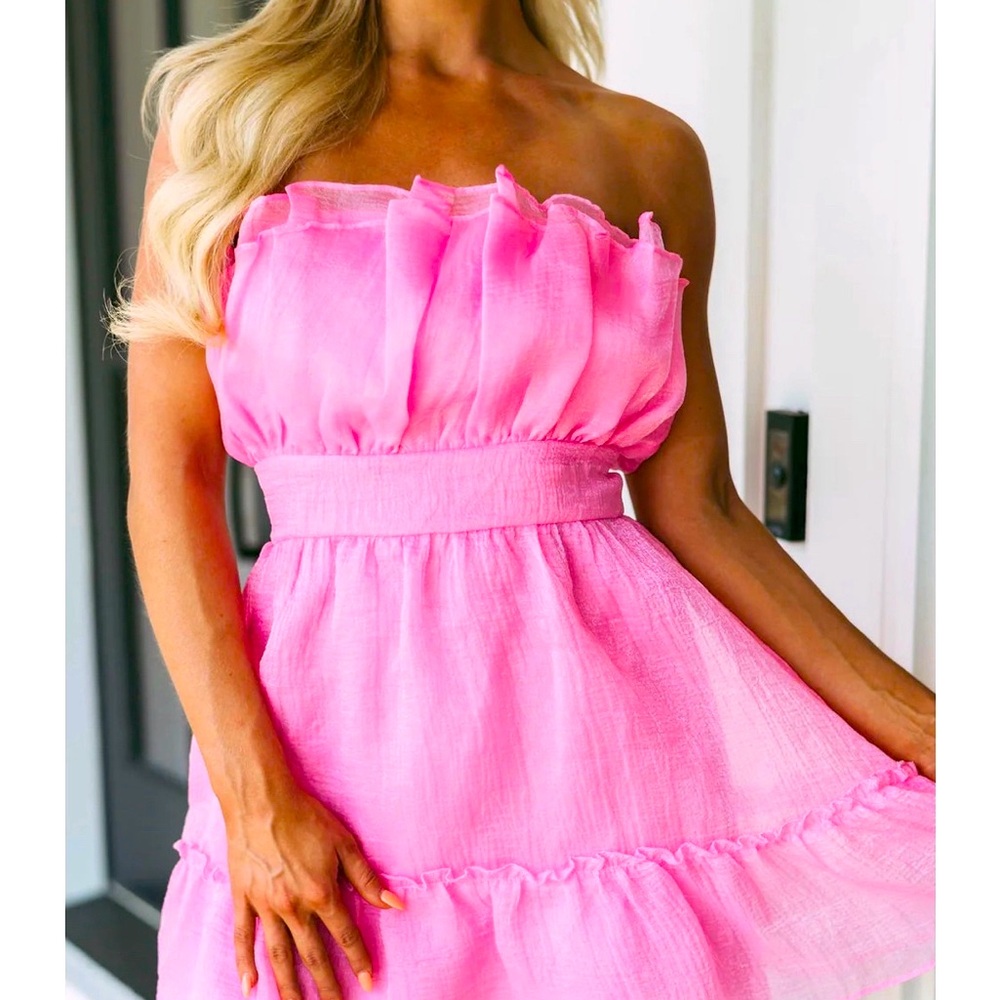 Hello Molly strapless mini dress